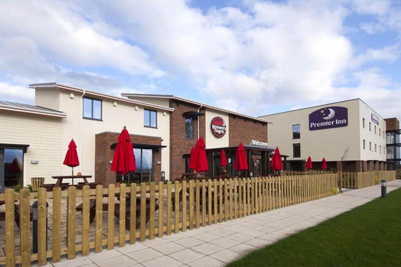 Premier Inn Exeter Exterior photo