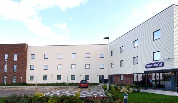 Premier Inn Exeter Exterior photo